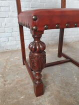 Tudor style Table +  6 chairs