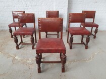 Tudor style Table +  6 chairs