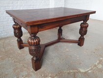 Tudor style Table +  6 chairs