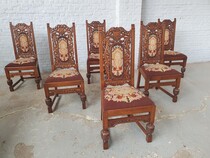 Tudor style Table +  6 chairs