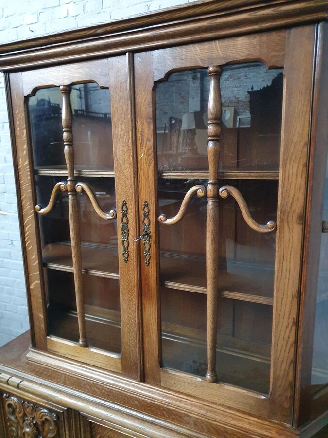 Tudor style Vitrine (Display Cabinet)