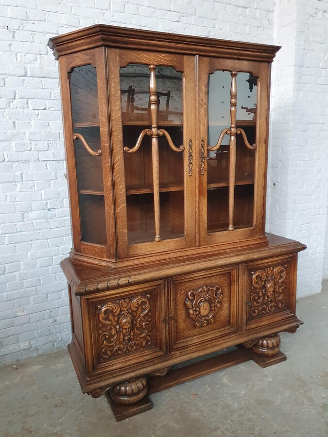Tudor style Vitrine (Display Cabinet)